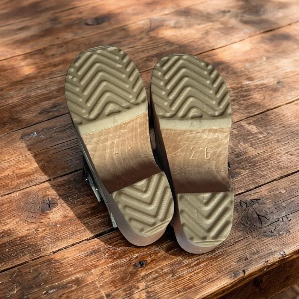 Hanna Andersson Metallic Kids Slippers